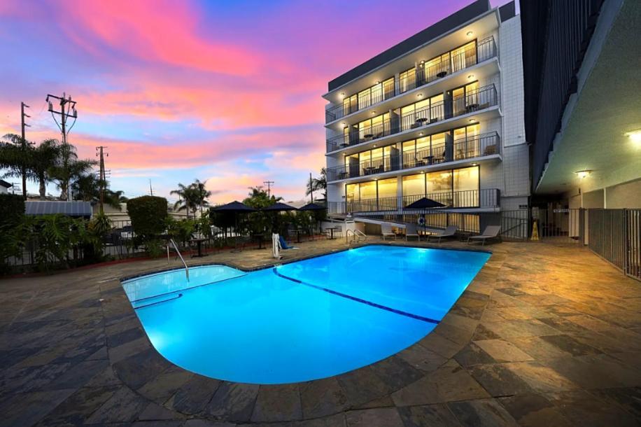 Mc Pacific Inn & Suites トーランス エクステリア 写真